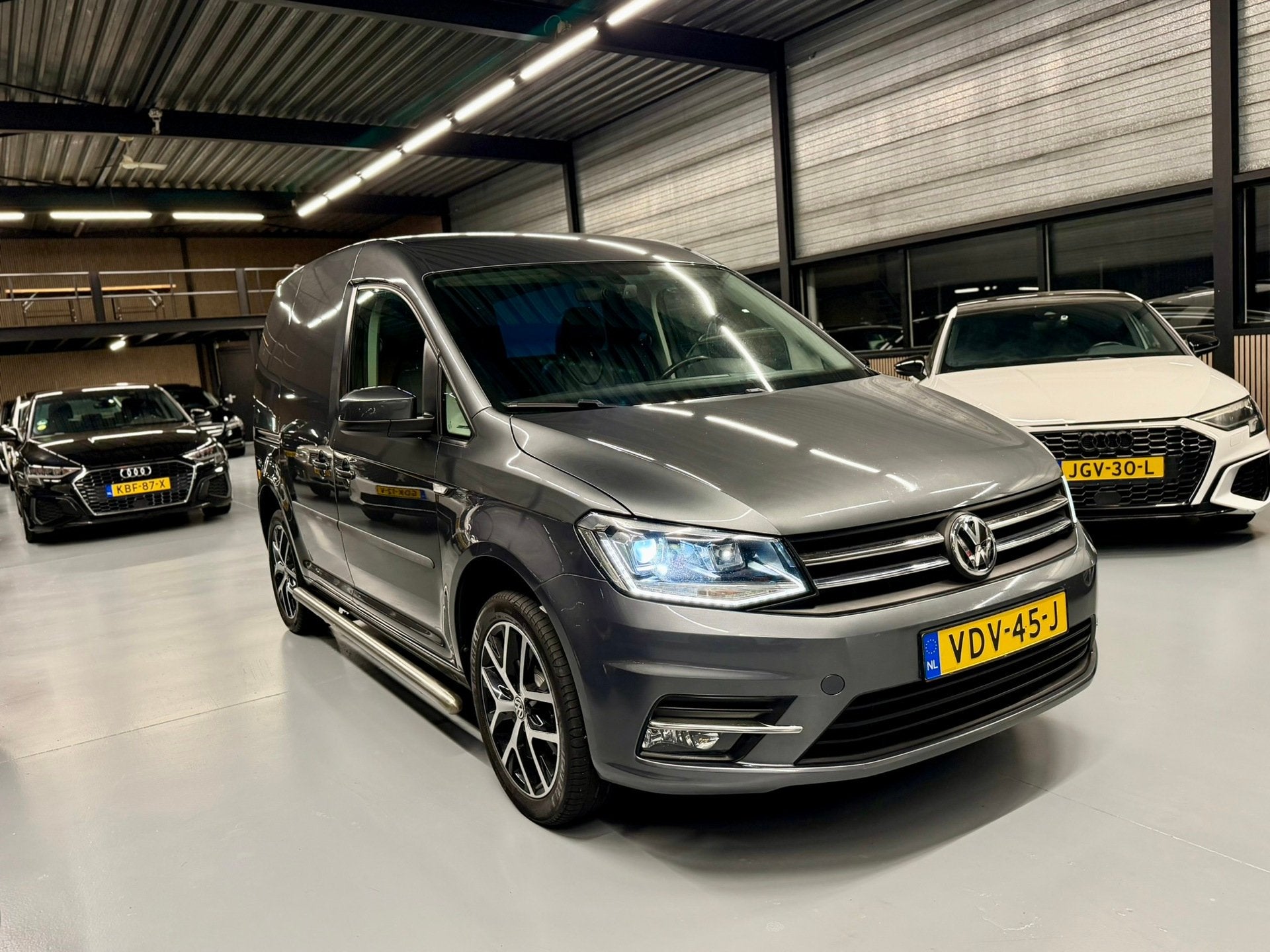 Foto 5 van Volkswagen Caddy 2.0 TDI L1H1 BMT Exclusive Edition DSG l Le