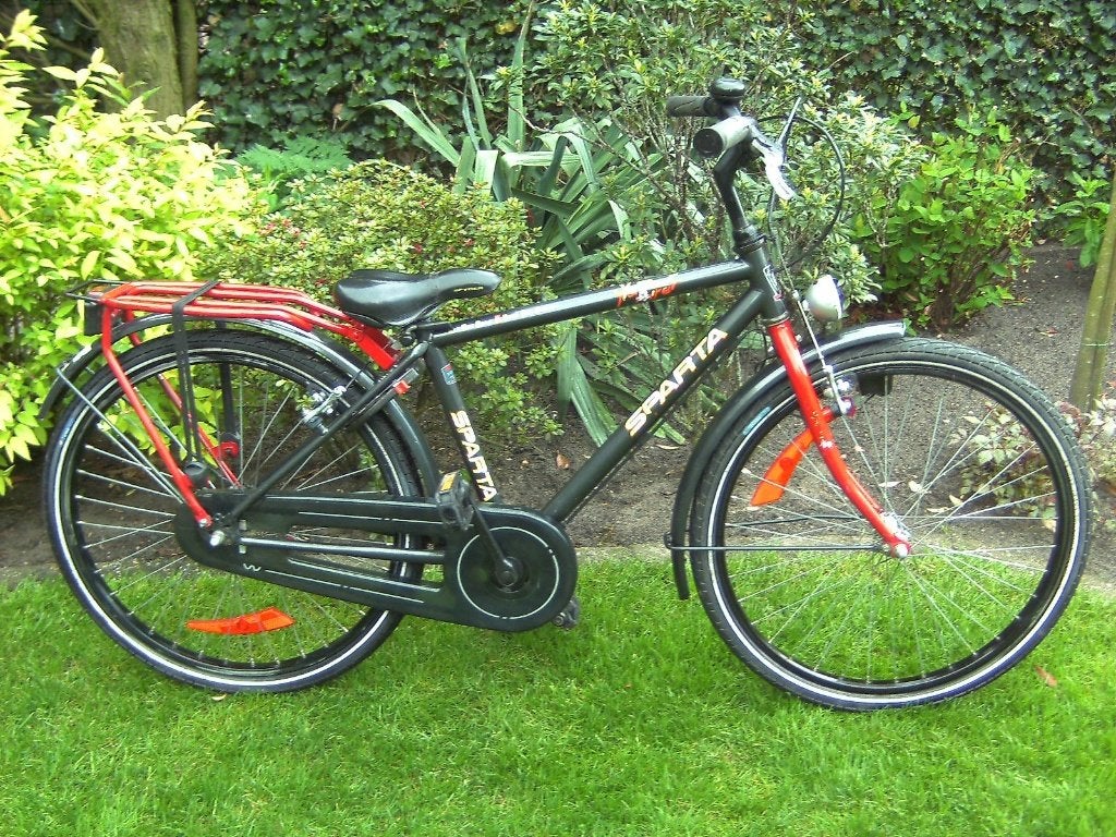 stoere 24 inch sparta jongensfiets zwart met rood, Ophalen, Gebruikt, 20 inch of meer, Sparta
