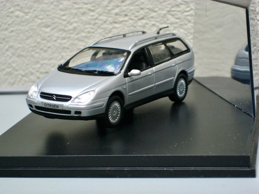 Citroen C5 Break serie 1 zilvergrijs Norev 1;43, Ophalen of Verzenden, Nieuw, Auto, Norev