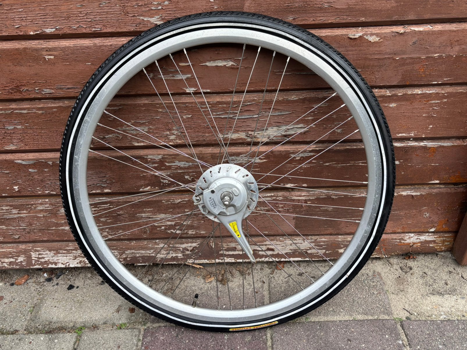 28 inch Nexus voorwiel met naafdynamo en rollerbrake, Fietsen en Brommers, Ophalen of Verzenden, Gebruikt, Wiel