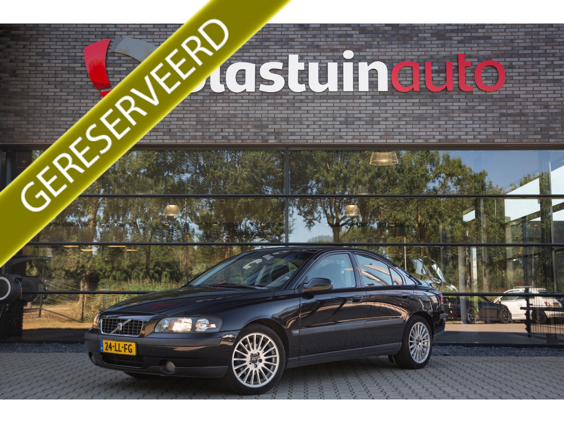 Volvo S60 2.4 Edition , APK 04-02-2027! (bj 2003), Auto's, Voorwielaandrijving, Gebruikt, S60, Zwart