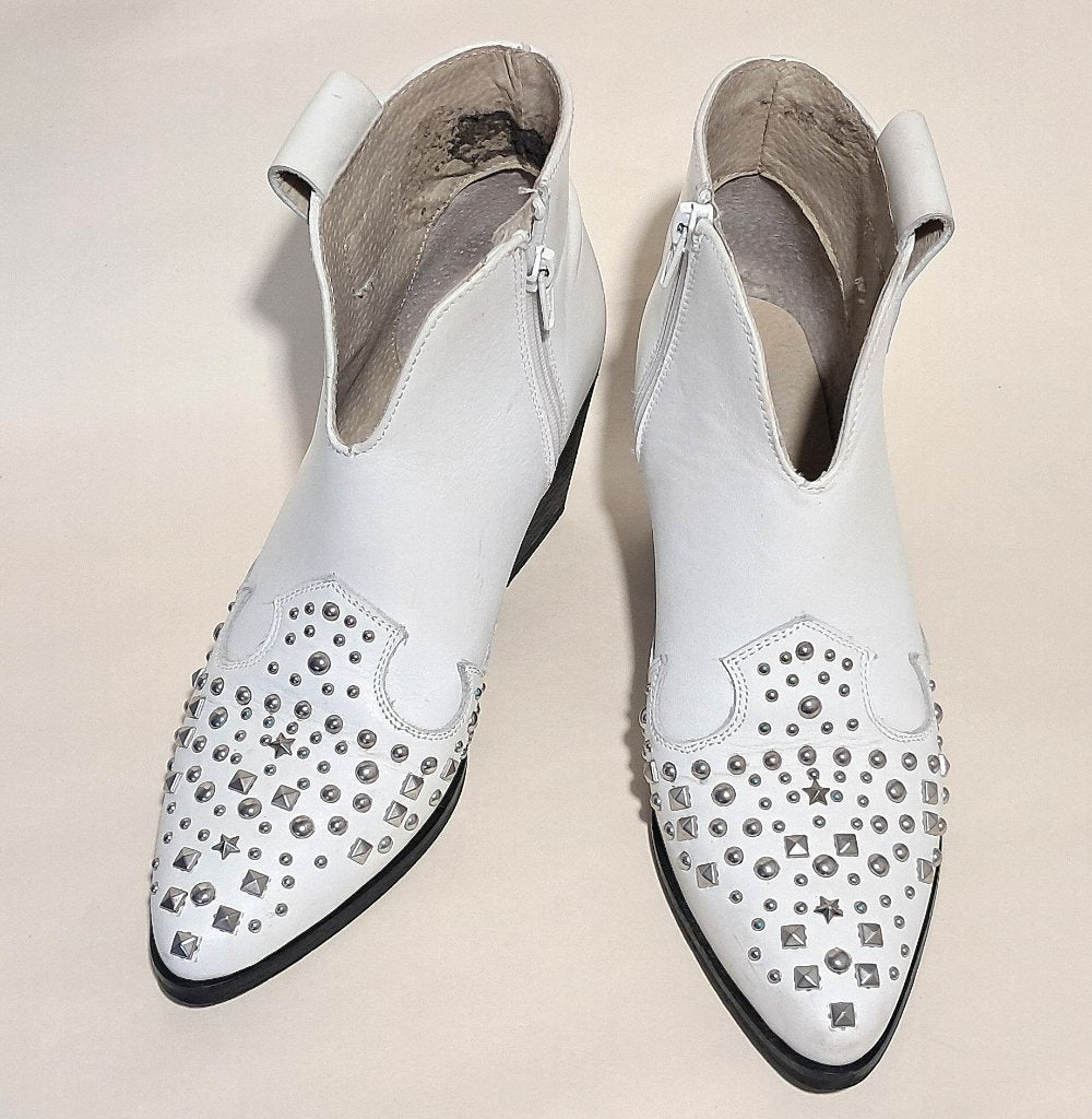 DEABUSED🤠 wit leren western  laarsjes + studs maat 37-38, Verzenden, Deabused, Wit, Lage of Enkellaarzen