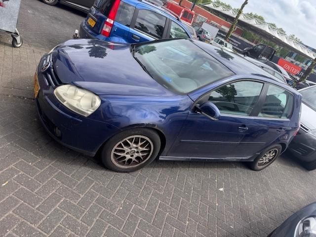 Volkswagen Golf 1.6 16V FSI 85KW 5D 2005 Blauw, Auto's, Volkswagen, Voorwielaandrijving, 4 cilinders, Blauw, 620 kg