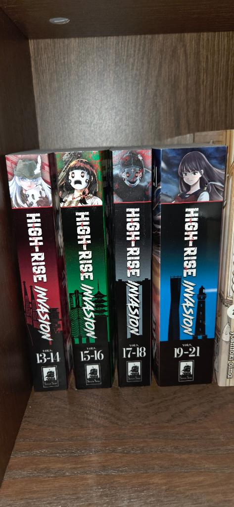 High Rise Invasion Manga, Boeken, Meerdere comics, Ophalen of Verzenden, Zo goed als nieuw, Japan (Manga)
