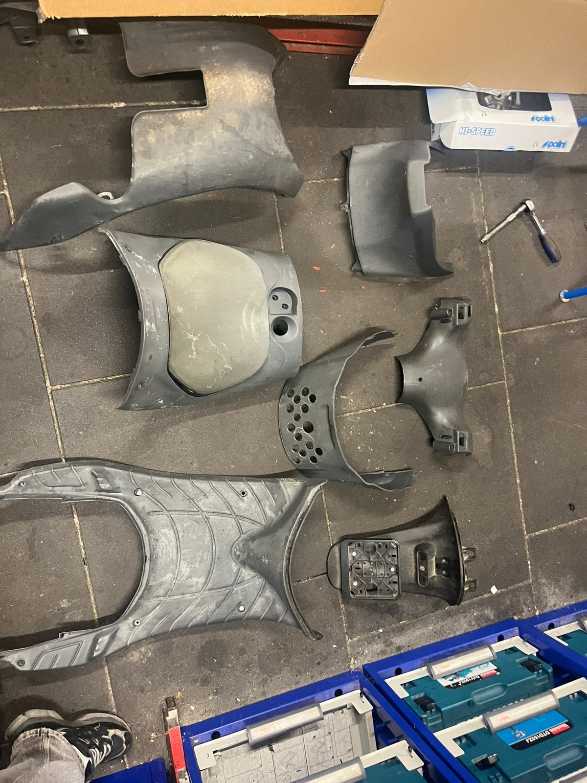Binnenkappenset piaggio zip, Fietsen en Brommers, Ophalen of Verzenden, Gebruikt, Overige typen, Piaggio