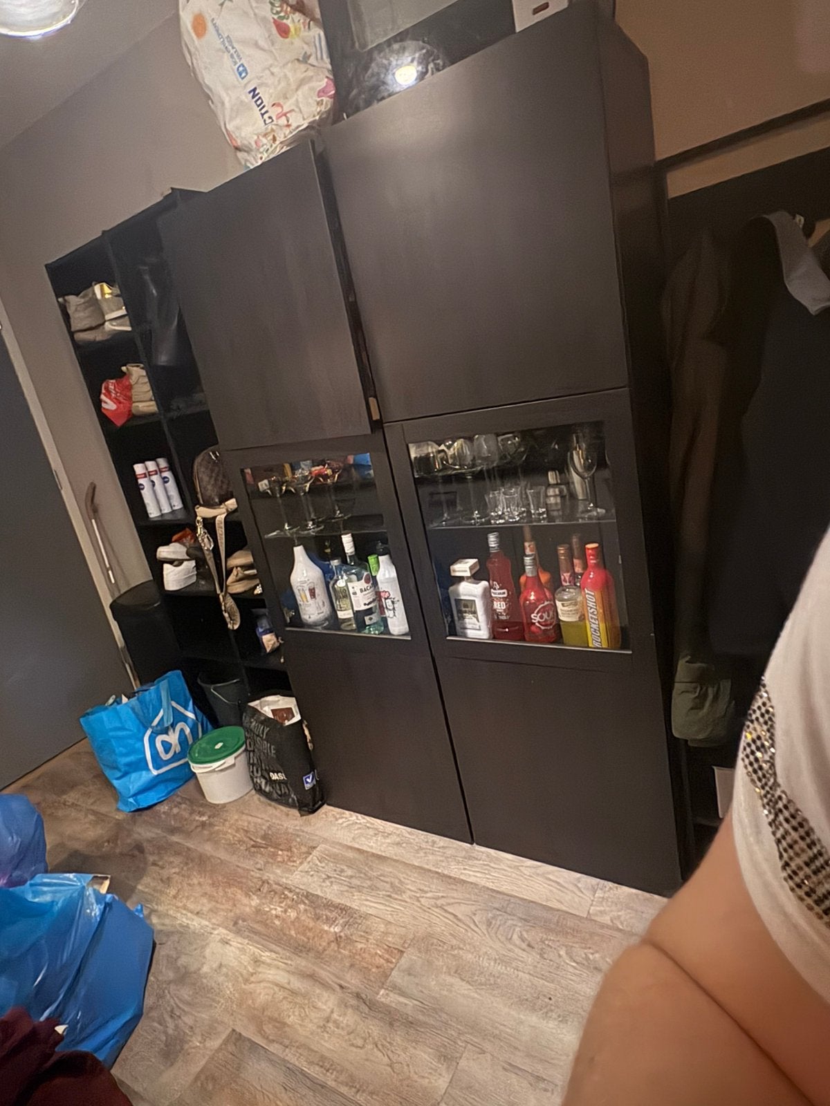 Kast, Ophalen, Zo goed als nieuw