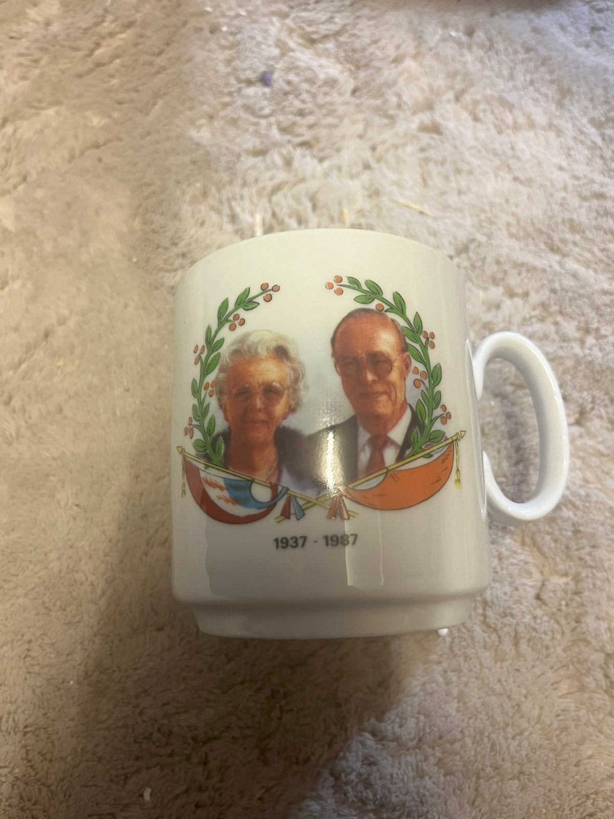 Verzamel stukken van het koninklijk huis, Verzamelen, Koninklijk Huis en Royalty, Ophalen, Zo goed als nieuw, Servies