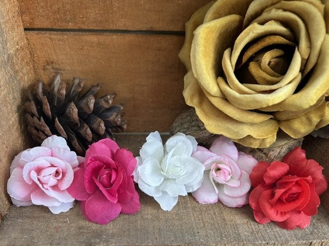 Kunstbloemen mini roosjes carnaval carnavalsoutfit creatief, 3811JM, Info@rodebeagle.nl, Rode Beagle kunstbloemen, Nieuw
