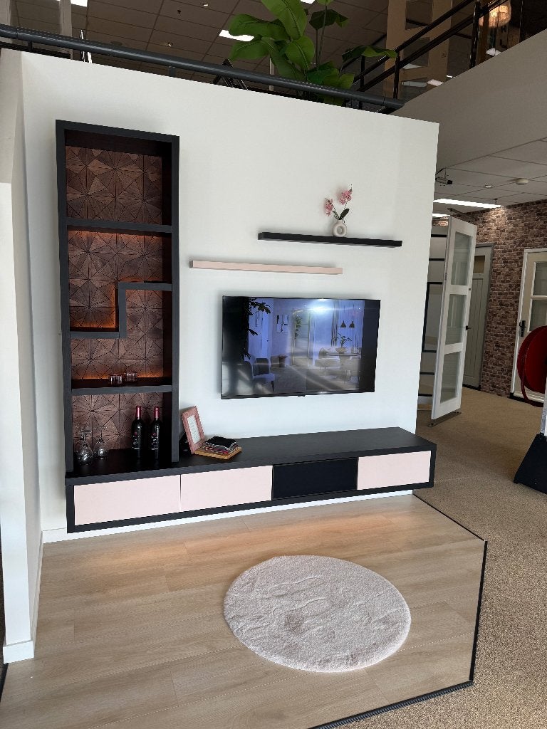 Maatwerk TV-meubel met opbergkast en speakerdoek, Ophalen, Overige materialen, Met deur(en), 200 cm of meer