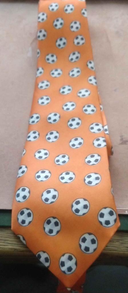 3 Feest Voetbal Kerst stropdassen, Ophalen of Verzenden, Zo goed als nieuw, Overige kleuren, Met patroon