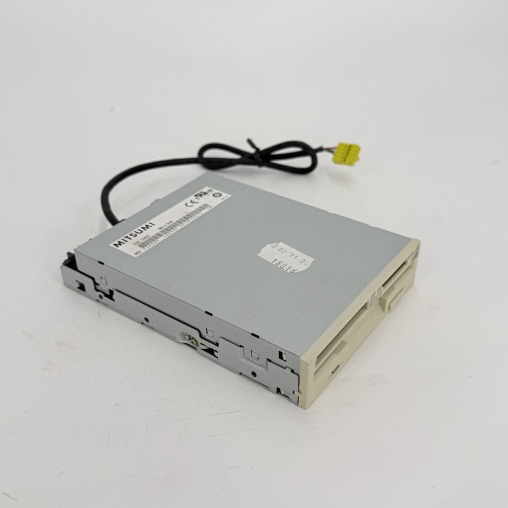 Mitsumi FA402M 3.5” Floppy Drive + Kaartlezer, Flex Ltd., Zo goed als nieuw, https://flex.com/contact-us, Nobelstraat 10, 5807 GA Oostrum LB, Limburg, Nederland