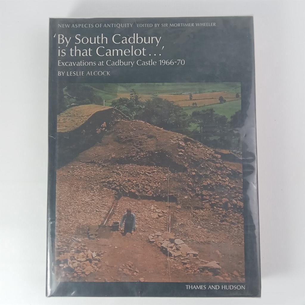 By South Cadbury is that Camelot... - Leslie Alcock, Ophalen of Verzenden, Leslie Alcock, 20e eeuw of later, Gelezen