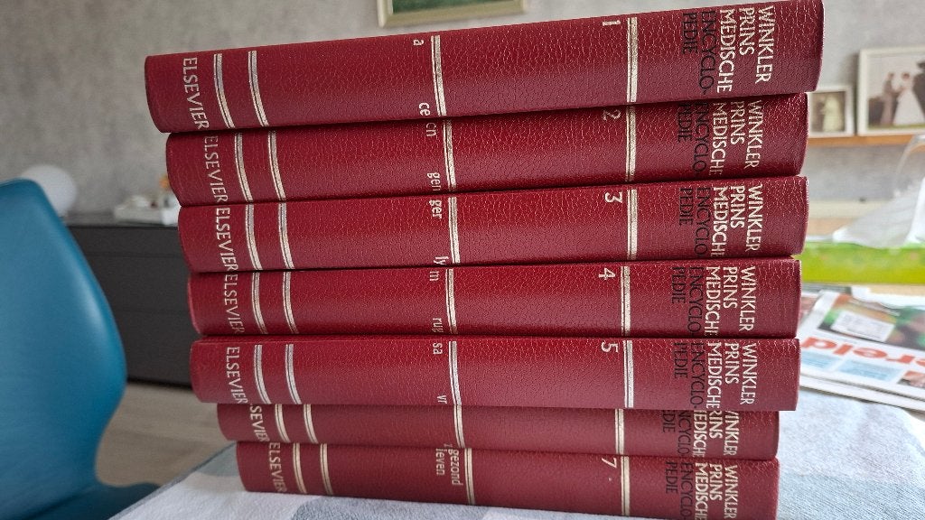 Winkler Prins Medische Encyclopedie, Boeken, Ophalen, Medisch, Complete serie, Zo goed als nieuw