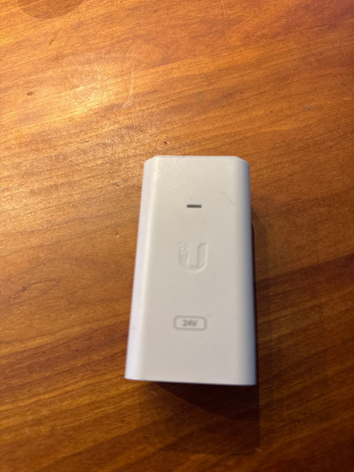 Ubiquiti PoE Adapter 24V - Nieuwstaat, Ophalen of Verzenden, Zo goed als nieuw