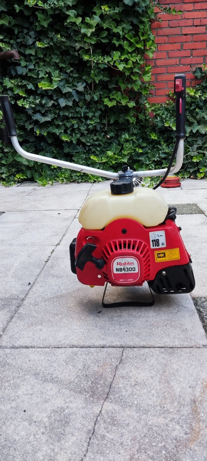 Krachtige Japanse Bosmaaier Robin nb 4300 43cc, Ophalen, Benzine