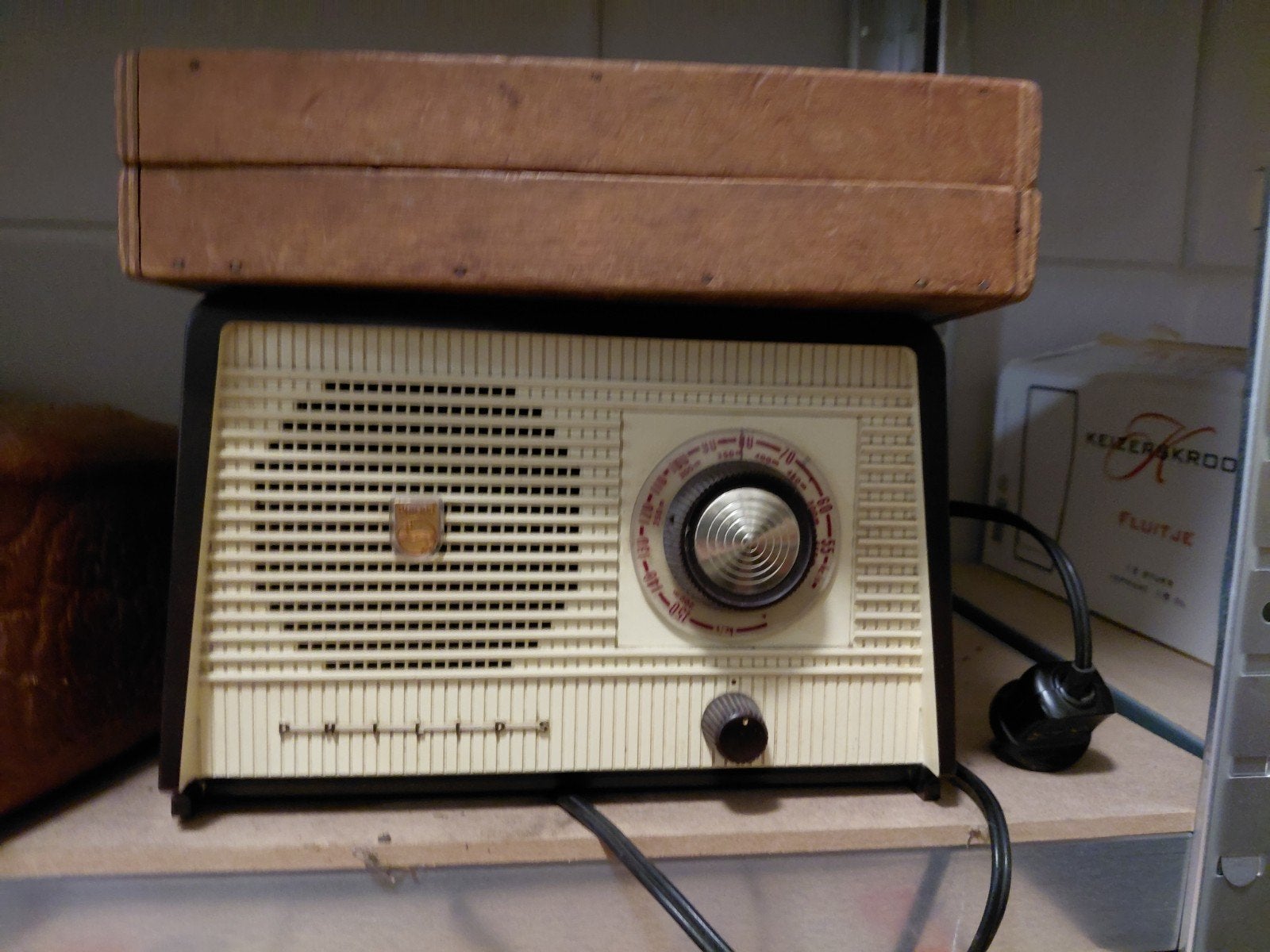 Vintage Philips buizenradio, Ophalen, Gebruikt, Radio