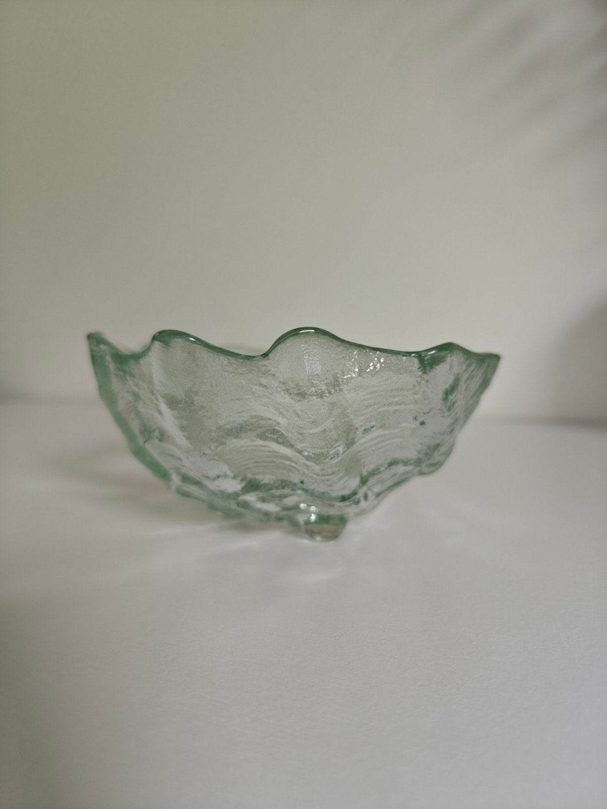 Charming vintage glass shell dish, Ophalen of Verzenden