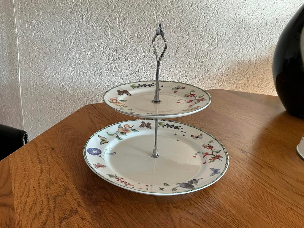 Janneke Brinkman etagere - Fruit & Flower, Keramiek, Ophalen of Verzenden, Overige stijlen, Schaal of Schalen