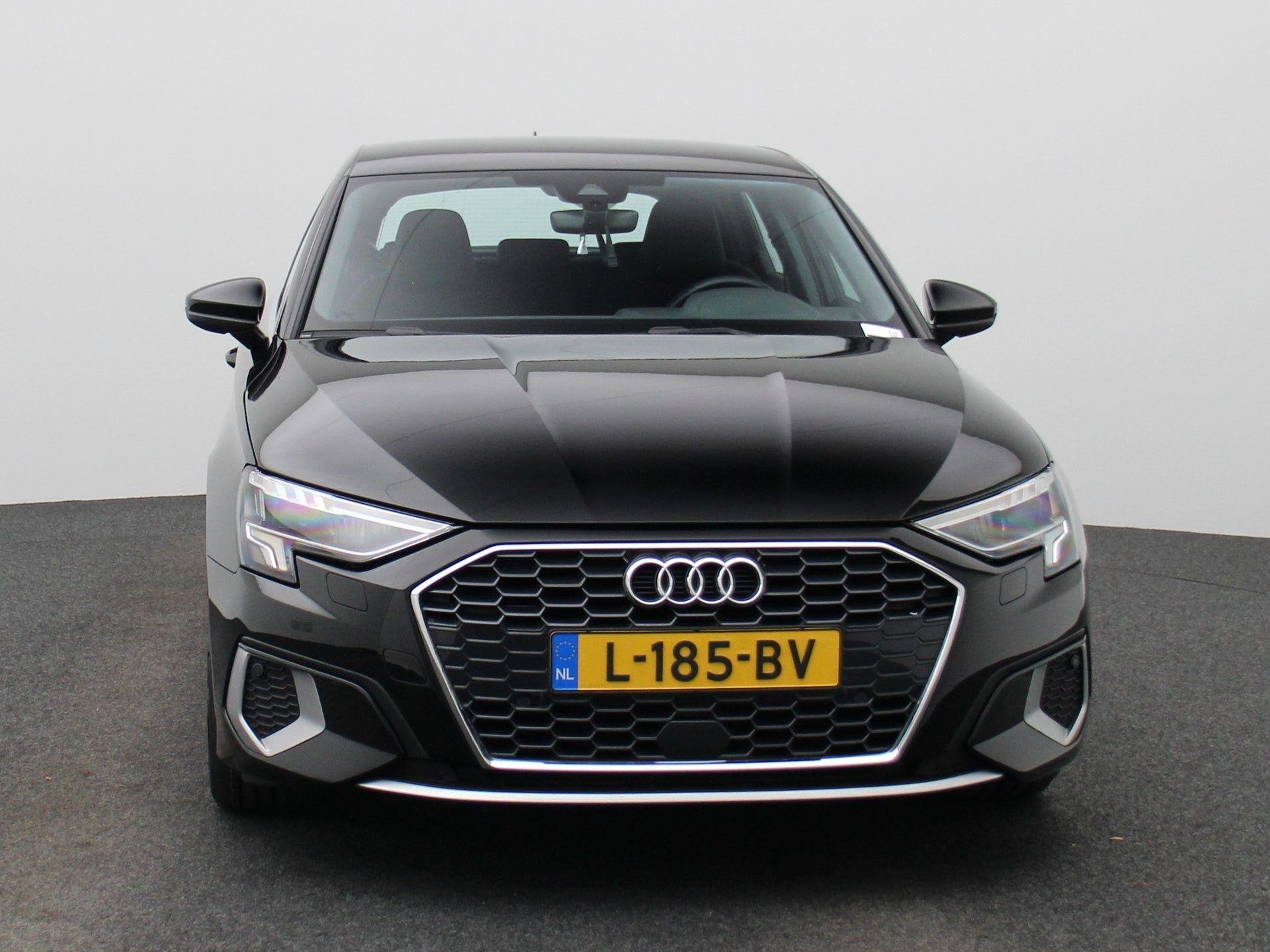 Audi A3 Sportback 30 TFSI Business edition | Navigatie | Air, Auto's, Stof, Gebruikt, Zwart, Origineel Nederlands