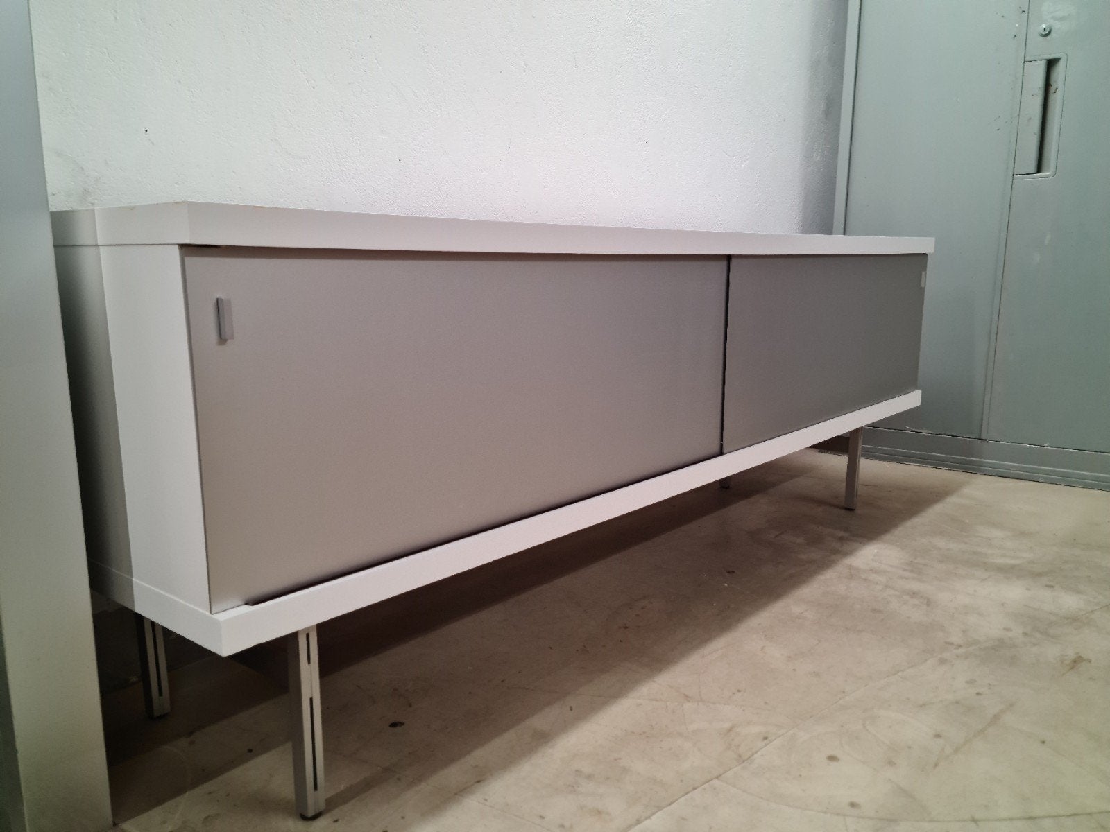 Horst Bruning dressoir/buffet model 1730 voor Behr (jaren '6, Ophalen