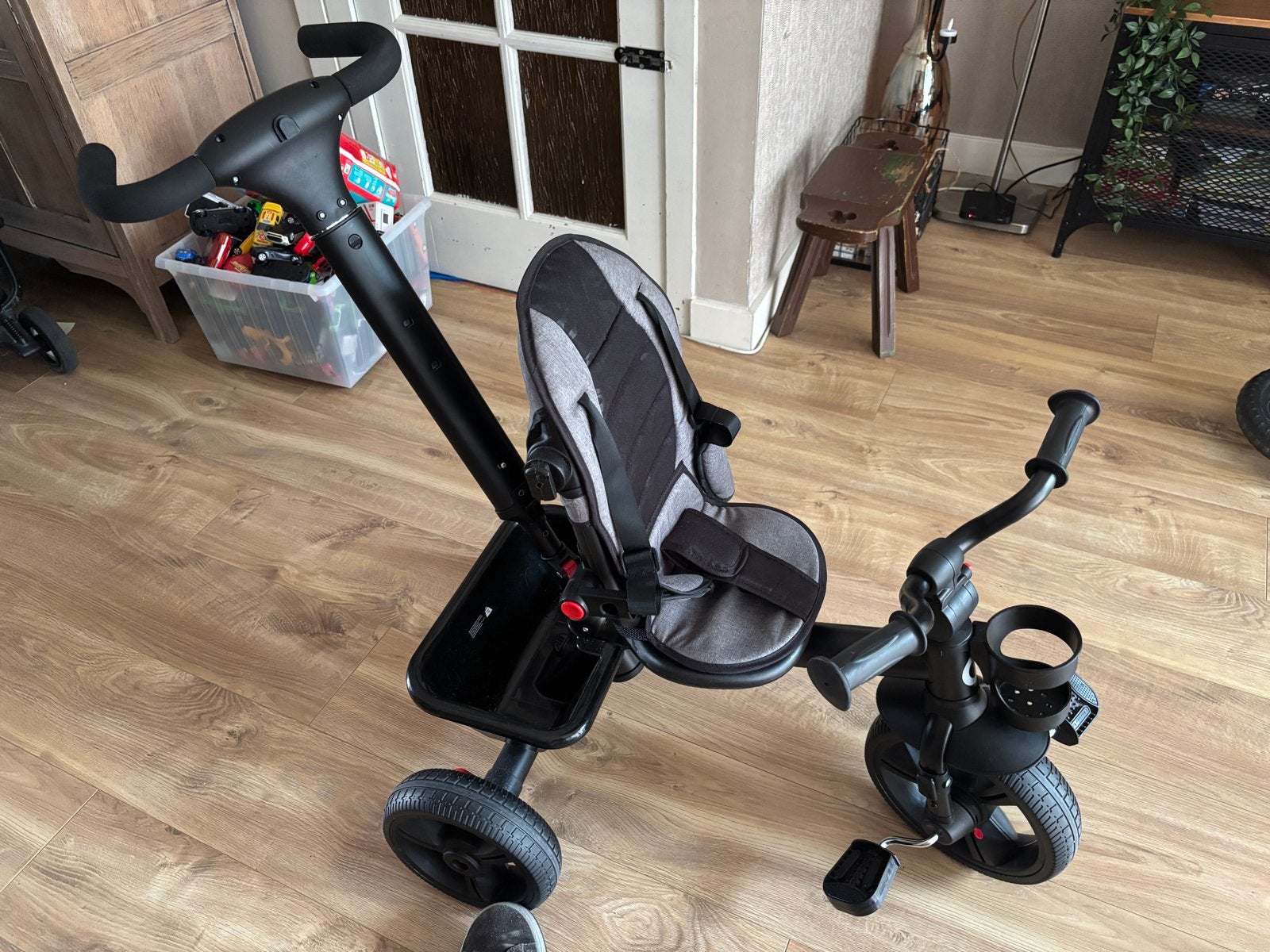 Lionelo Kori 2-in-1 Driewieler/Kinderfiets - Z.g.a.n., Ophalen, Zo goed als nieuw, Duwstang