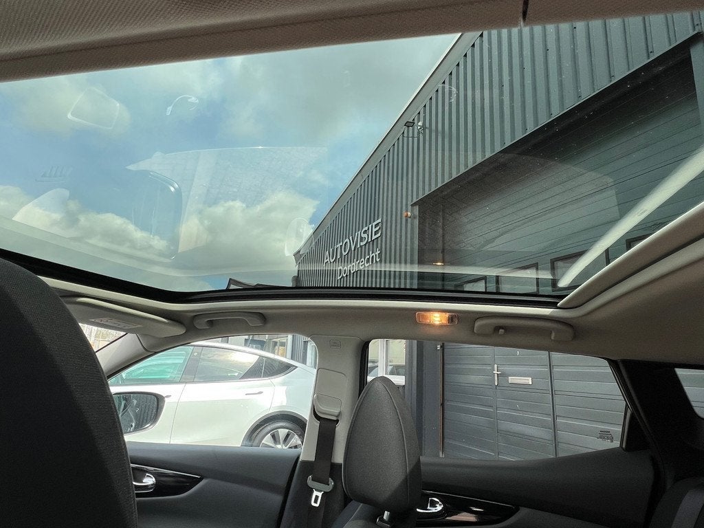 Nissan Qashqai 1.2 Connect Edition|Pano|Automaat|Keyless|Tre, Auto's, Nissan, Euro 5, Gebruikt, 680 kg, 4 cilinders