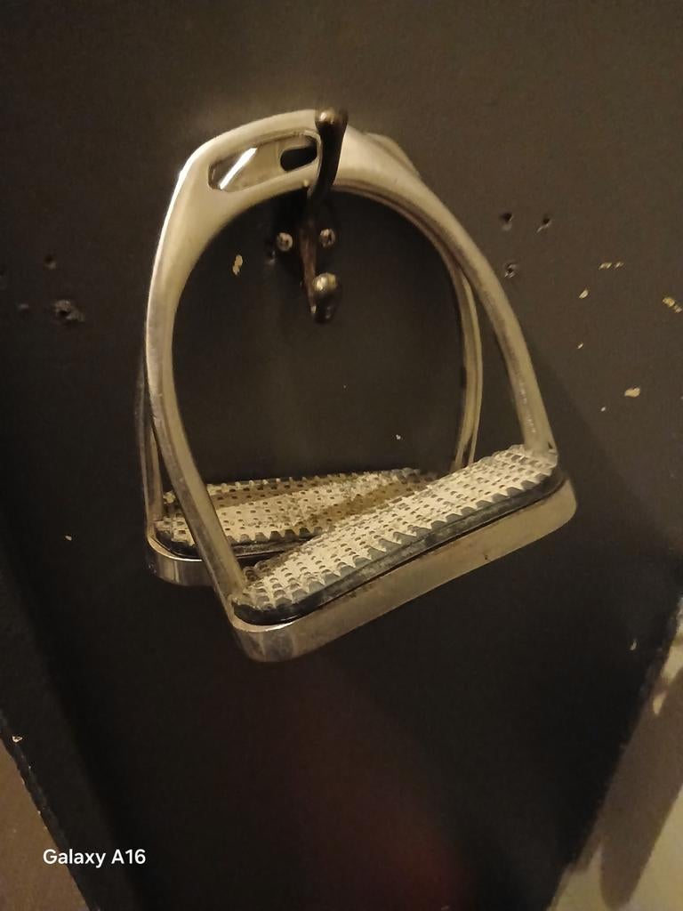Beugels te koop, Dieren en Toebehoren, Ophalen of Verzenden