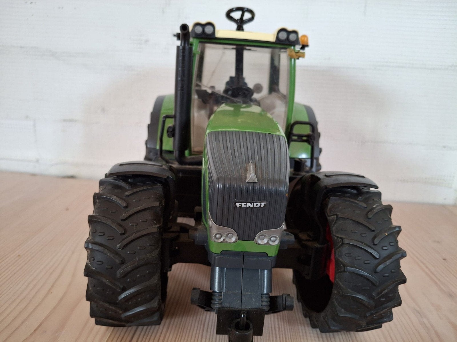 Bruder Fendt 936 trekker, Ophalen, Gebruikt