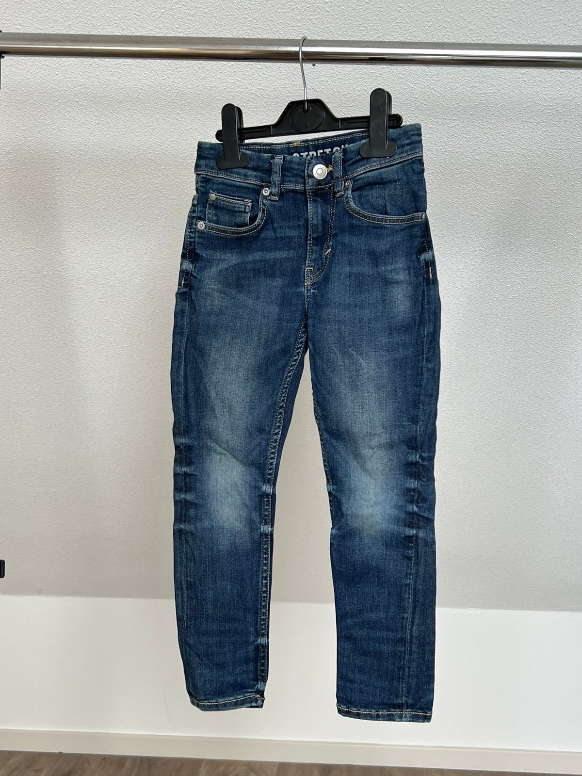 Spijkerbroek maat 110, Ophalen of Verzenden, Zo goed als nieuw, Jongen, Broek