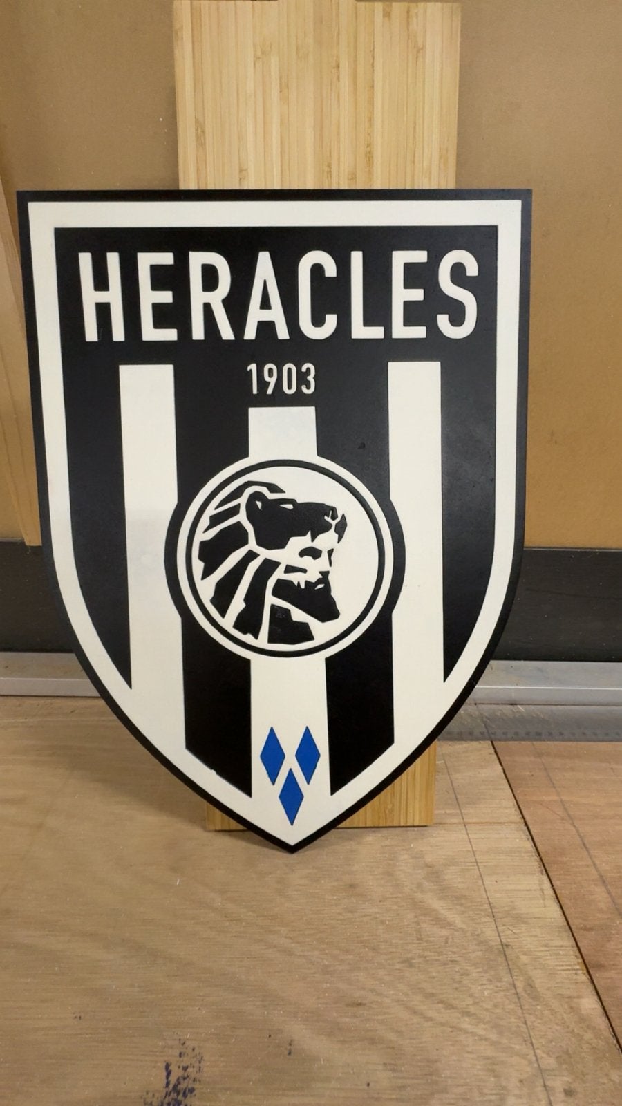 Houten Heracles Bord, Ophalen of Verzenden, Nieuw, Overige binnenlandse clubs, Overige typen