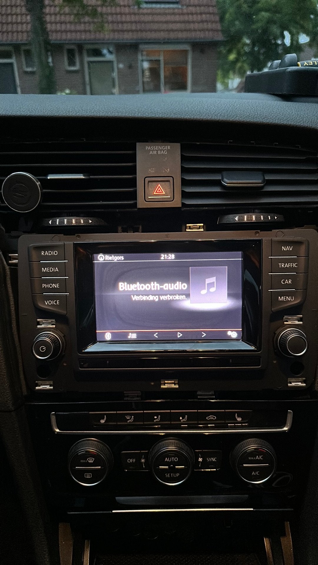 Origineel scherm voor Golf 7 met headunit Panasonic, Ophalen of Verzenden, Zo goed als nieuw, Landkaarten