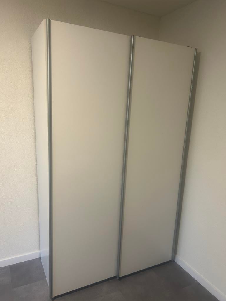 Kast jet schuifdeuren, Huis en Inrichting, Kasten | Roldeurkasten en Archiefkasten, Ophalen, Zo goed als nieuw, 25 tot 50 cm, 200 cm of meer