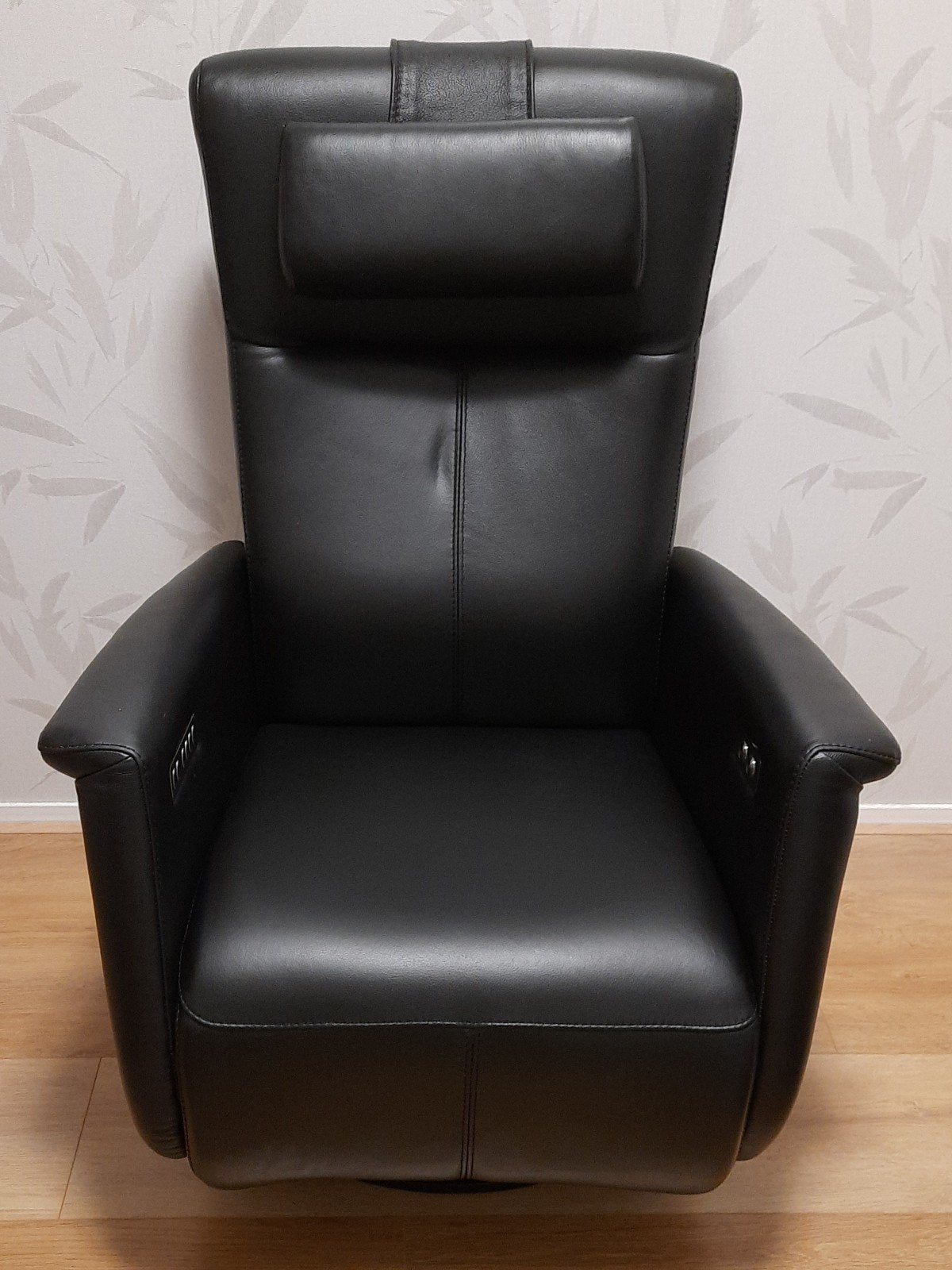 Luxe elektrische relaxfauteuil met sta-op functie, Huis en Inrichting, Gebruikt, Ophalen of Verzenden, 75 tot 100 cm, Leer