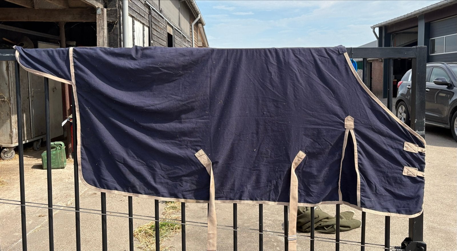 Zomerdeken donkerblauw, Dieren en Toebehoren, Overige typen, Ophalen of Verzenden, Dubbele borstsluiting, Harry's Horse