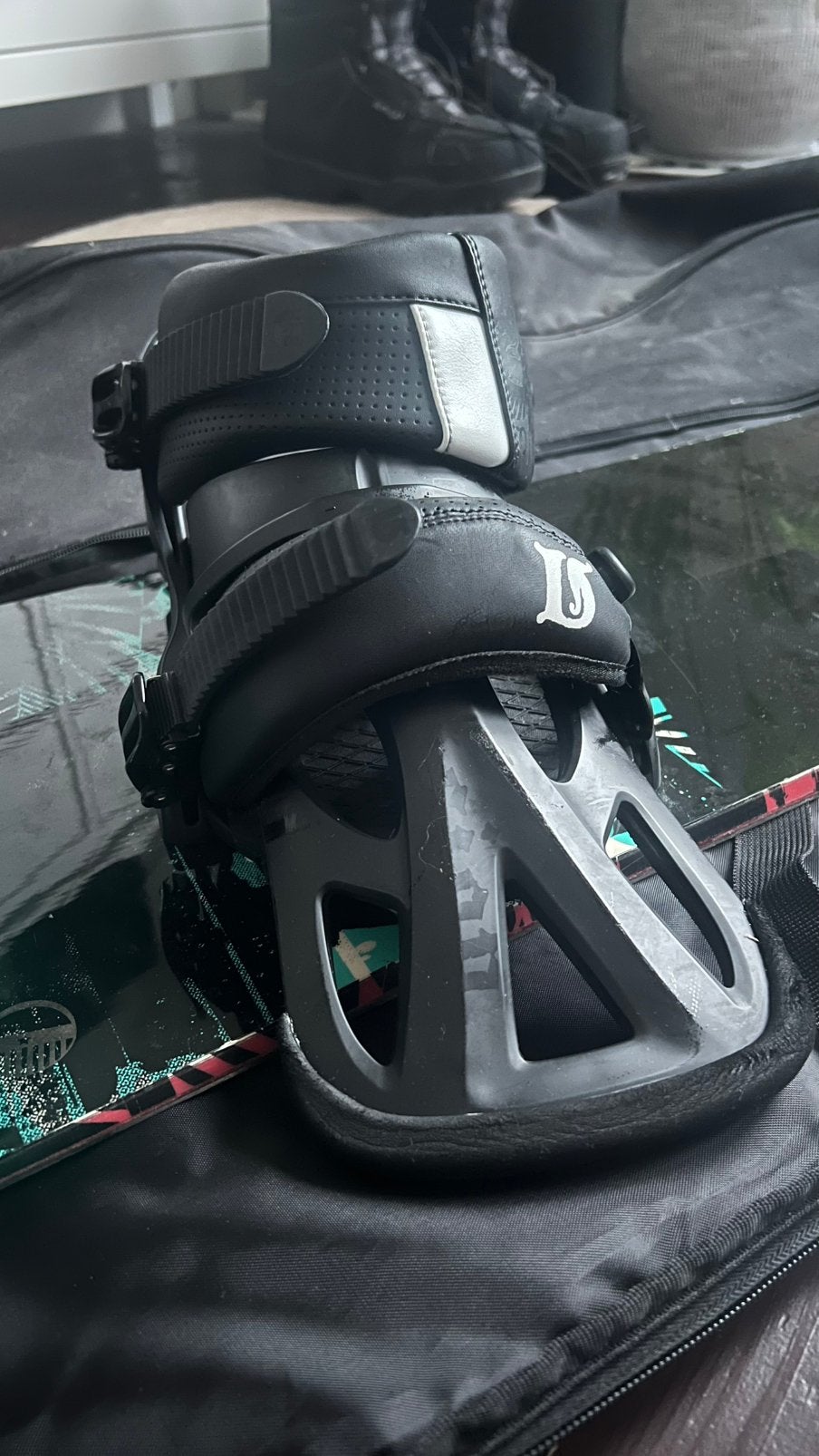 K2 Parkstar Snowboard 157 met bindingen en tas, Sport en Fitness, Snowboarden, Ophalen, Gebruikt, Board
