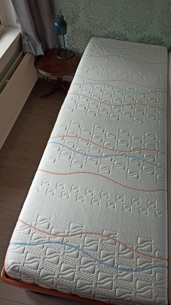 Matras M Line Slow Motion 3 80x220, Ophalen, Eenpersoons, Zo goed als nieuw, 80 cm