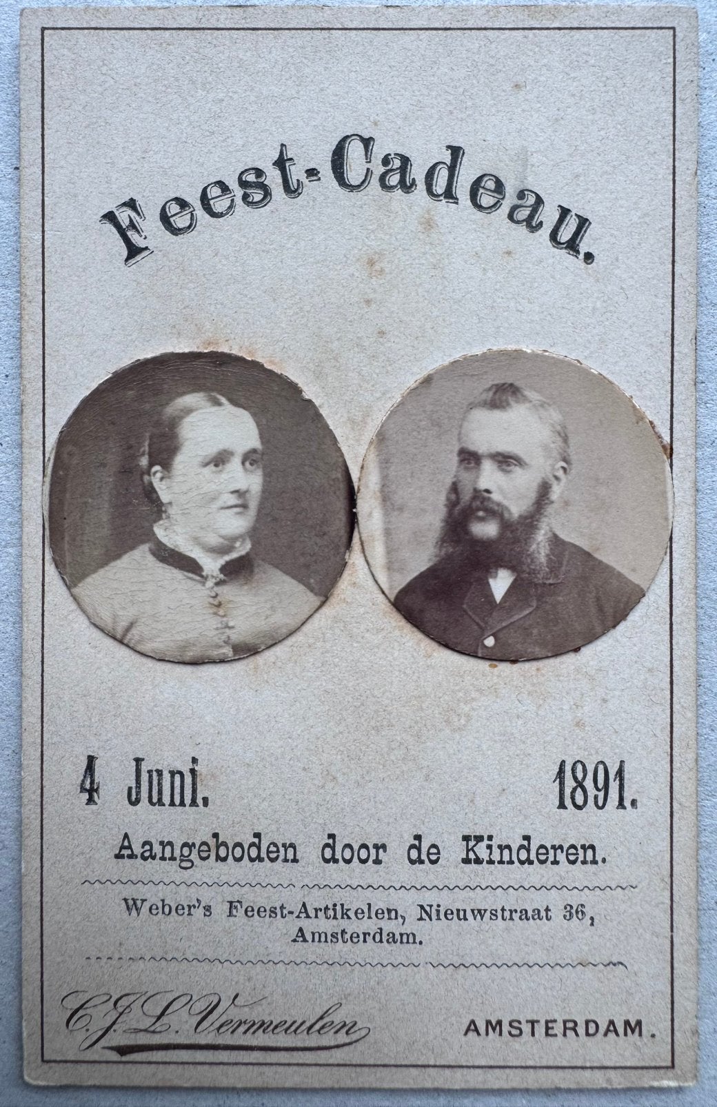 CDV Vermeulen Amsterdam - Feest Cadeau 1891, Gebruikt, Foto, Klederdracht, Ophalen of Verzenden