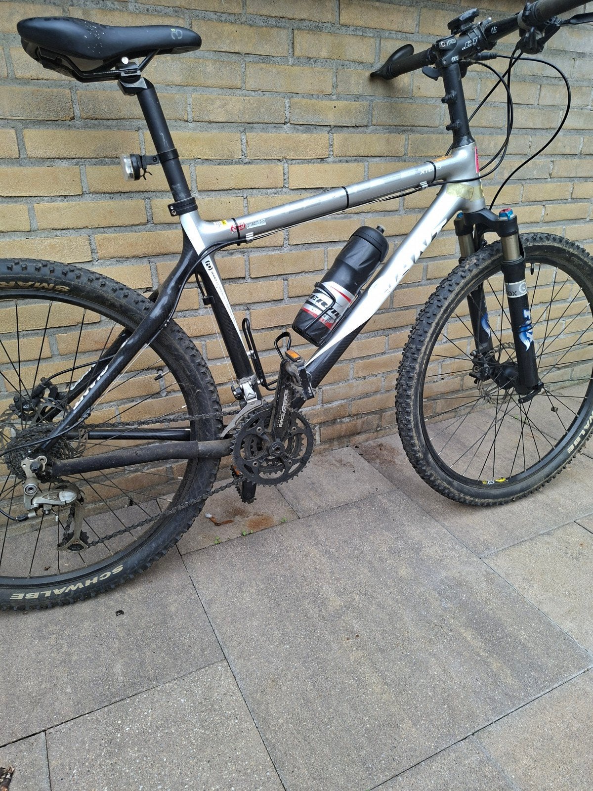 te koop Giant (Carbon)ligt gewicht mountainbike, Fietsen en Brommers, Ophalen, Zo goed als nieuw, Meer dan 20 versnellingen, Giant