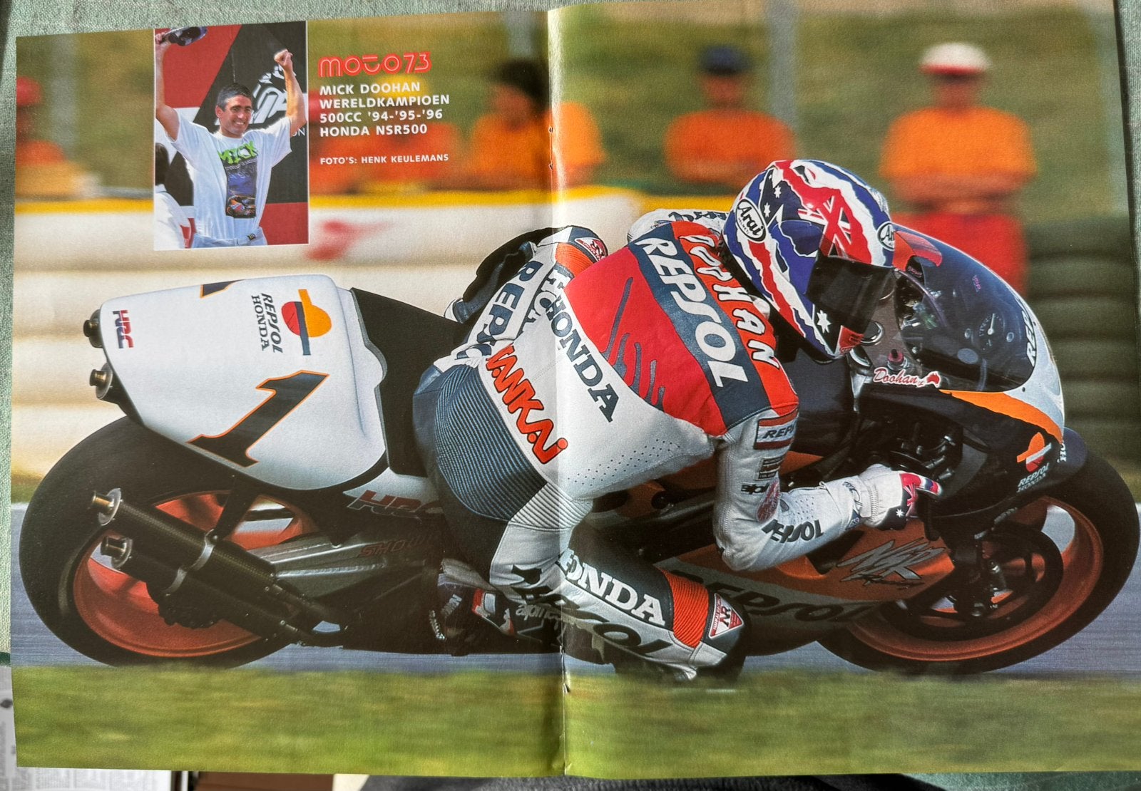 Poster 1996 Mick Doohan op Honda NSR500 Repsol, Verzamelen, Verzenden, Zo goed als nieuw, Motoren