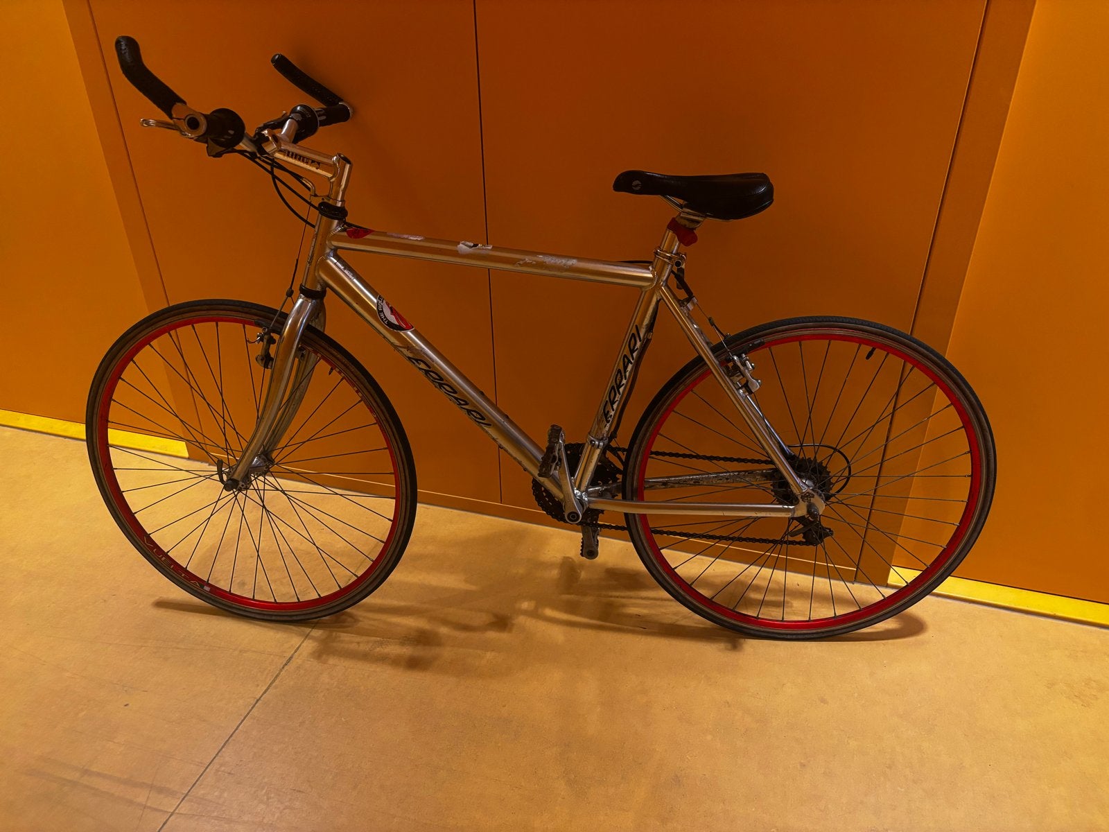 Ferrari racefiets - Gebruikt, Gebruikt, Velgrem, Versnellingen, 53 tot 57 cm