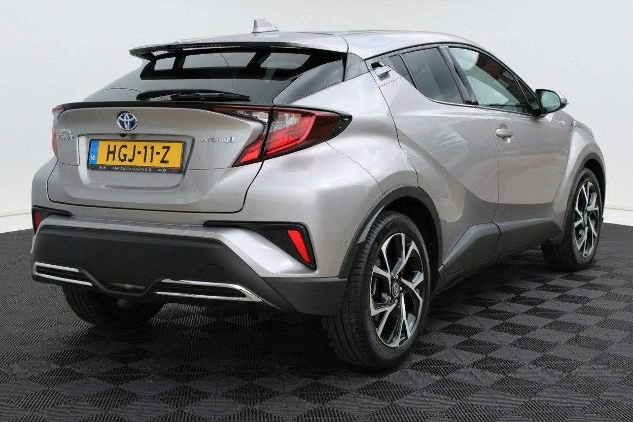 Toyota C-HR 2.0 Hybrid Team D I CARPLAY I CAM I ACC I KEYLES, Stof, 4 cilinders, Bedrijf, Hybride Elektrisch/Benzine
