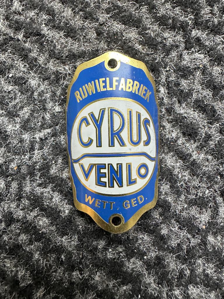 Balhoofdplaatje Cyrus Venlo rijwiel balhoofd plaatje., Gebruikt, Overige typen, Ophalen of Verzenden, Cyrus