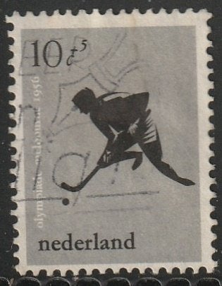 Nederland 1956 679 Olympiade 10c Hockey, Gest, Ophalen of Verzenden, Na 1940, Gestempeld