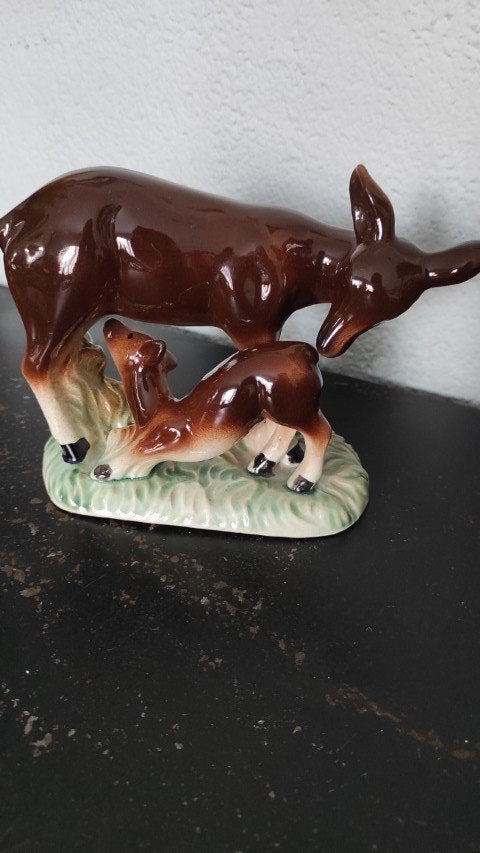 Vintage beeldje hert met jong, Ophalen of Verzenden, Gebruikt, Dier
