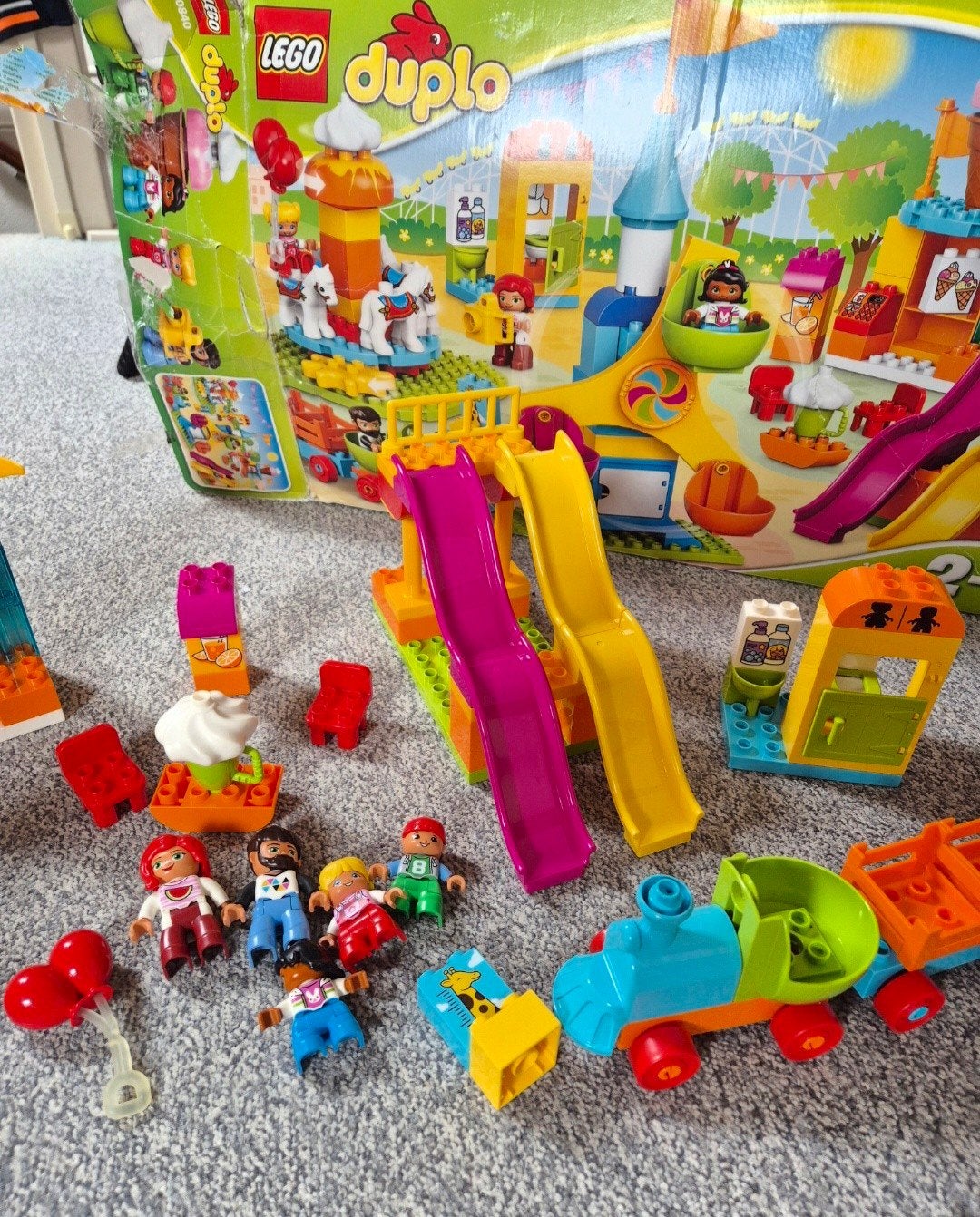LEGO Duplo Kermis 10840 - set met doos, Kinderen en Baby's, Speelgoed | Duplo en Lego, Overige thema's, Ophalen of Verzenden, Zo goed als nieuw
