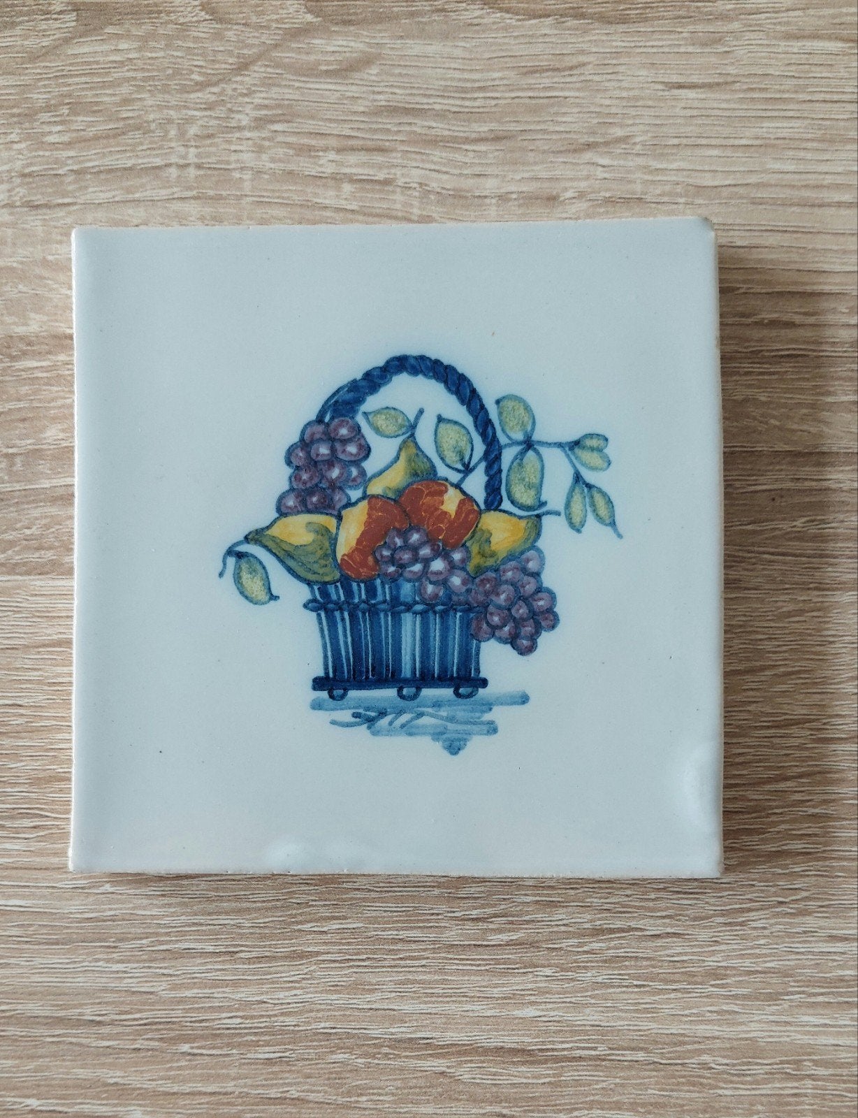 Tichelaar Makkum Handbeschilderde Tegel Fruitmand. Kadotip, Ophalen of Verzenden
