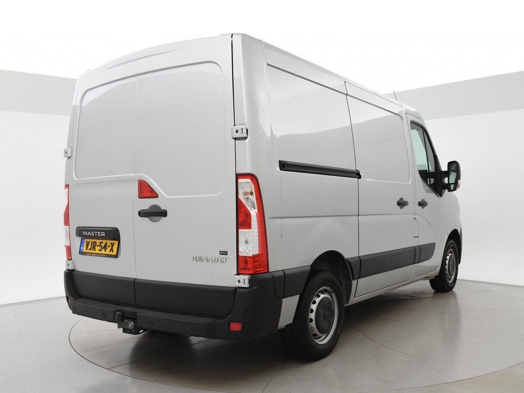 Renault Master 2.3 dCi 135 PK L1H1 WORK EDITION + CAMERA / T, Voorwielaandrijving, Gebruikt, Euro 6, 4 cilinders