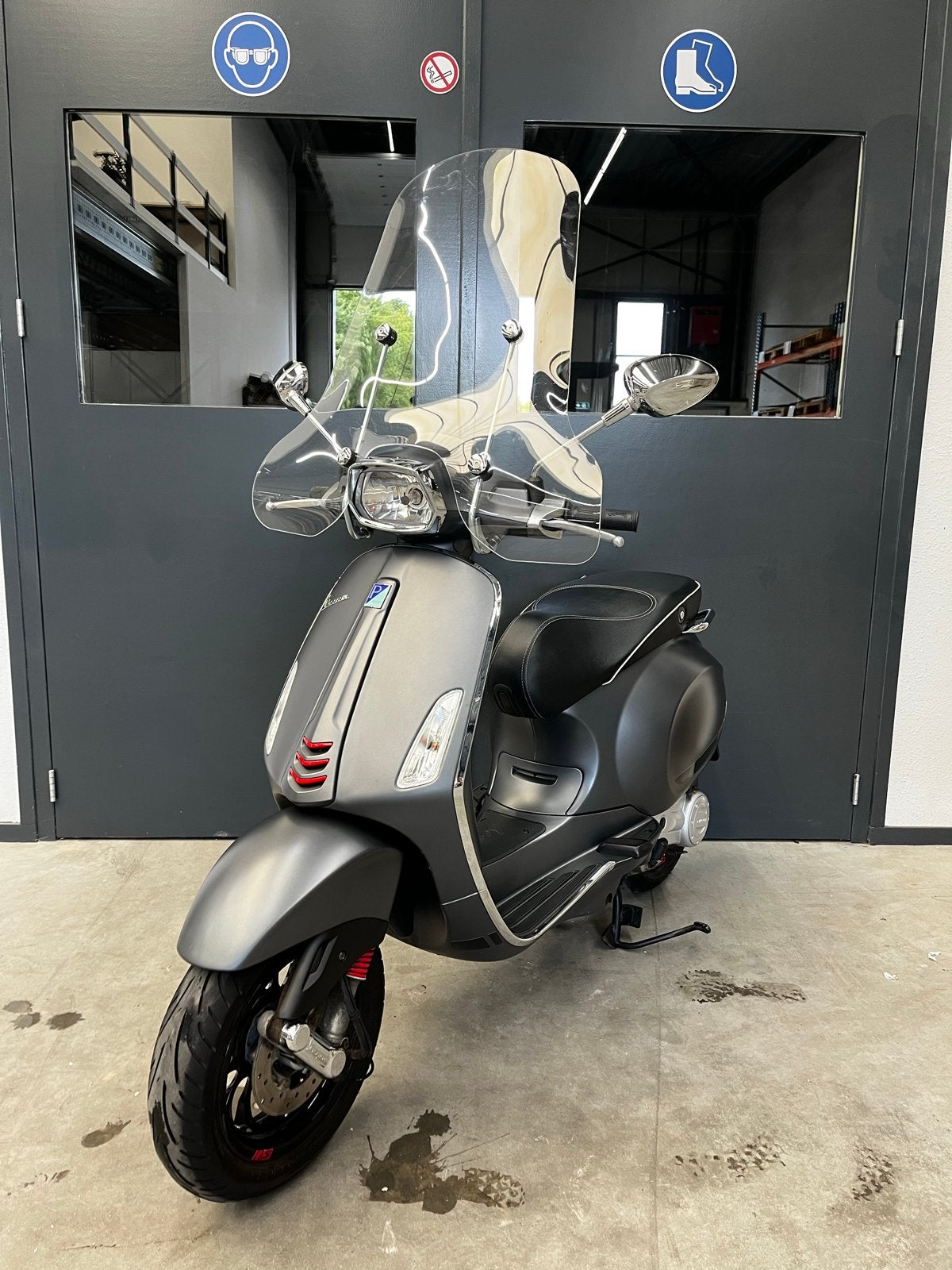 Vespa Sprint S 2018 - Nette staat, 45km/u, Geel Kenteken, Fietsen en Brommers, Ophalen, Gebruikt, Maximaal 45 km/u, Vespa S