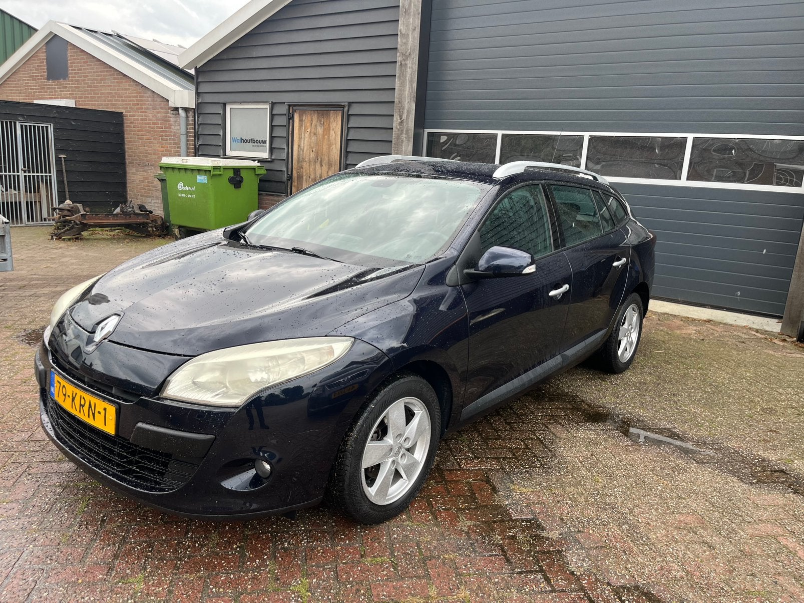 Renault megane 2010 NIEUWE APK! ijskoude airco!, Auto's, Voorwielaandrijving, Euro 5, Stof, Zwart