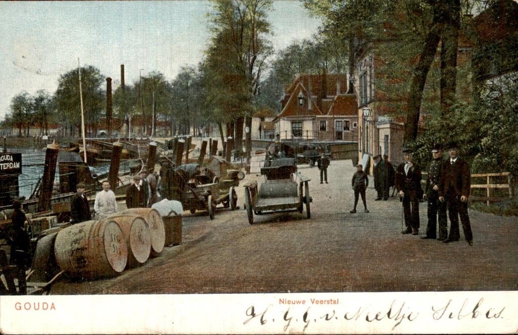 Gouda - Nieuwe Veerstal - Kade met boten, Ophalen of Verzenden, Voor 1920, Gelopen, Zuid-Holland
